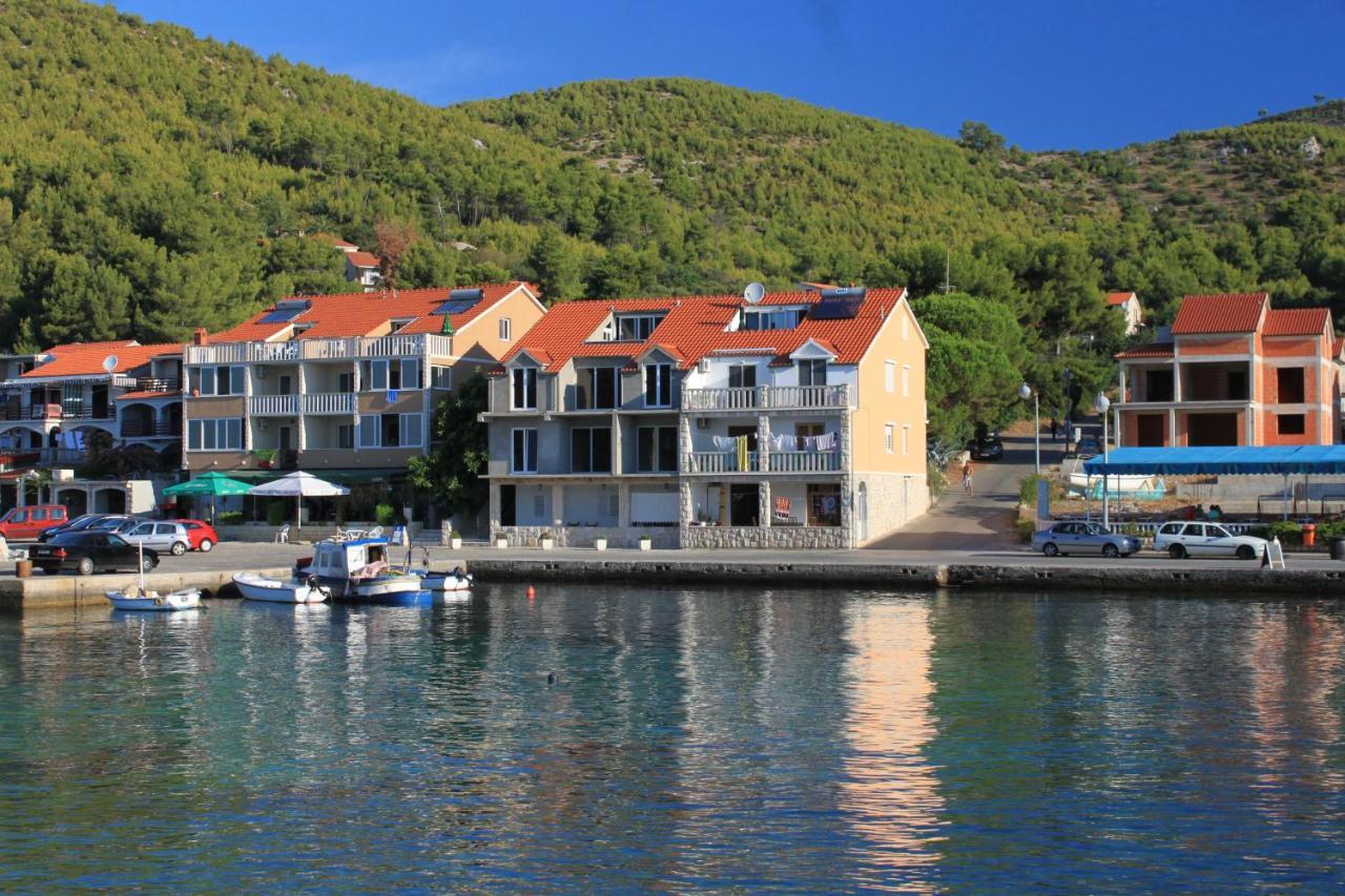 Apartments By The Sea Prizba, Korcula - 14385 Exterior photo